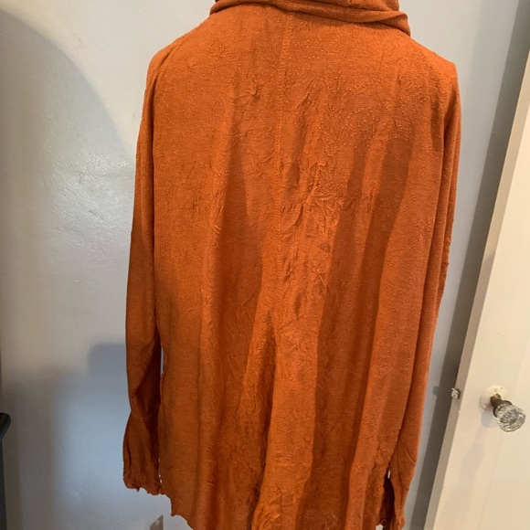 Sno Skins Slouchy Turtleneck, NWT - Picture 3 of 11